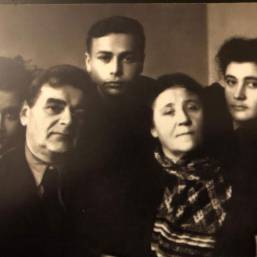 Семья Кременштейнов