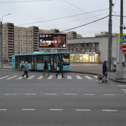 Коллонтай ул. д. 20 / Пятилеток пр. (ст м. Пр. Большевиков) Коллонтай ул. д. 20 / Пятилеток пр. (ст м. Пр. Большевиков)