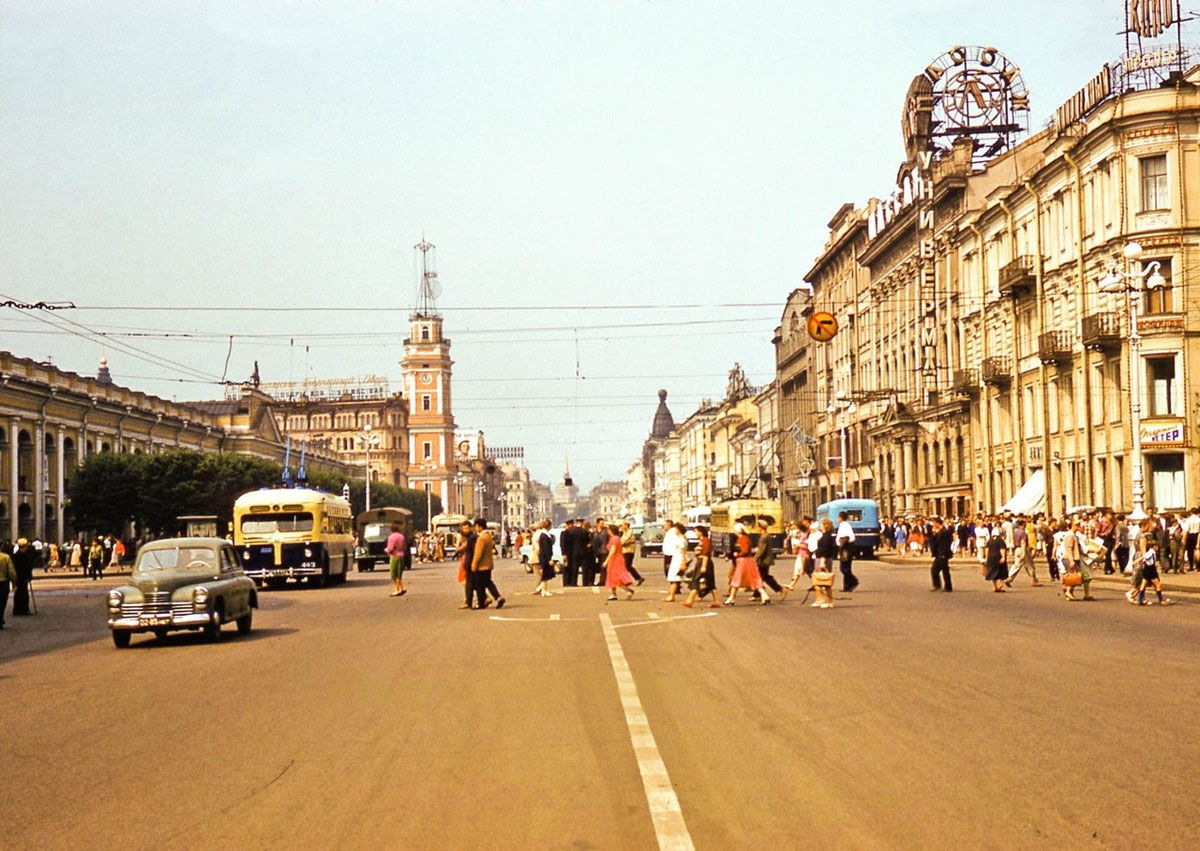 Проспект года. Невский проспект 1961. Невский проспект 1960. Ленинград Невский проспект. Невский проспект 1960 год.