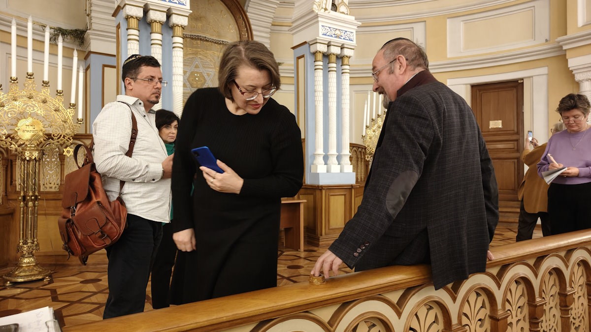 Леонид на первой встрече Школы гидов. Март 2025