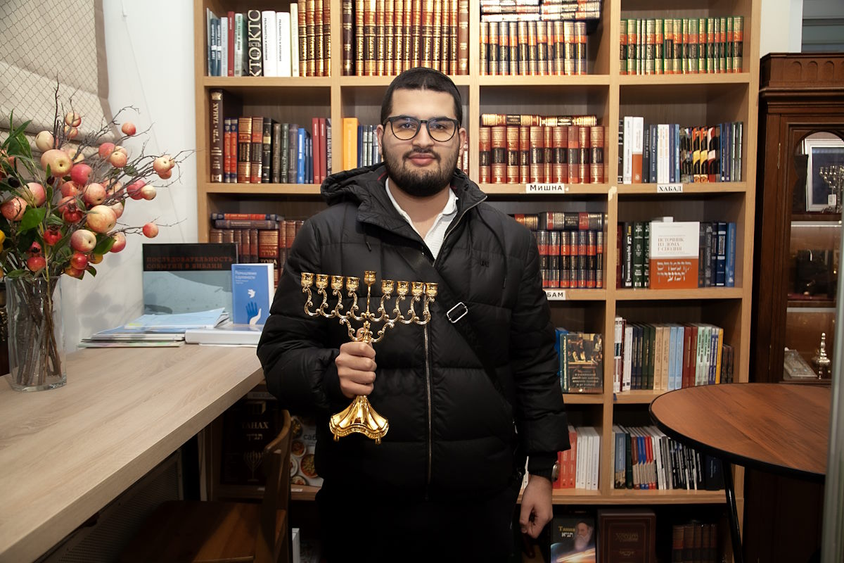 В магазине Кошер продаются товары к Хануке 2025 г