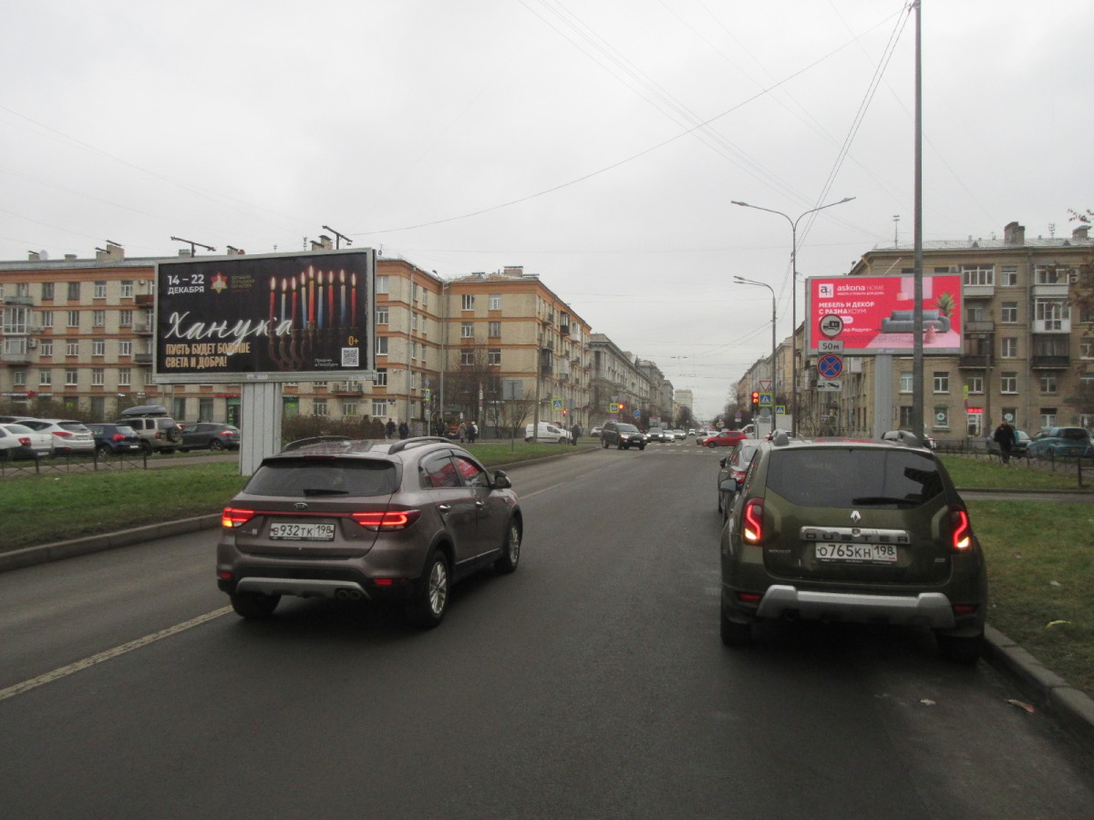 Кузнецовская ул. / Варшавская ул. 19  корп. 2