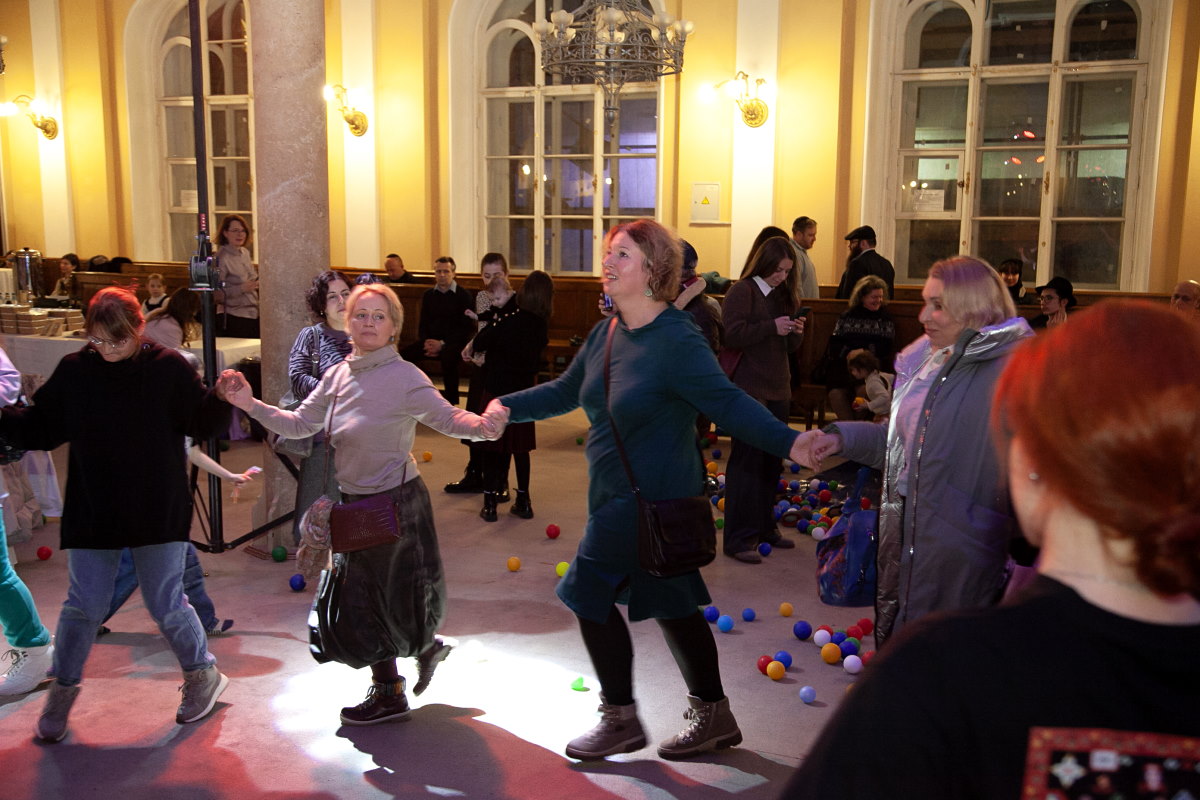 В Петербурге торжественно отпраздновали Хануку