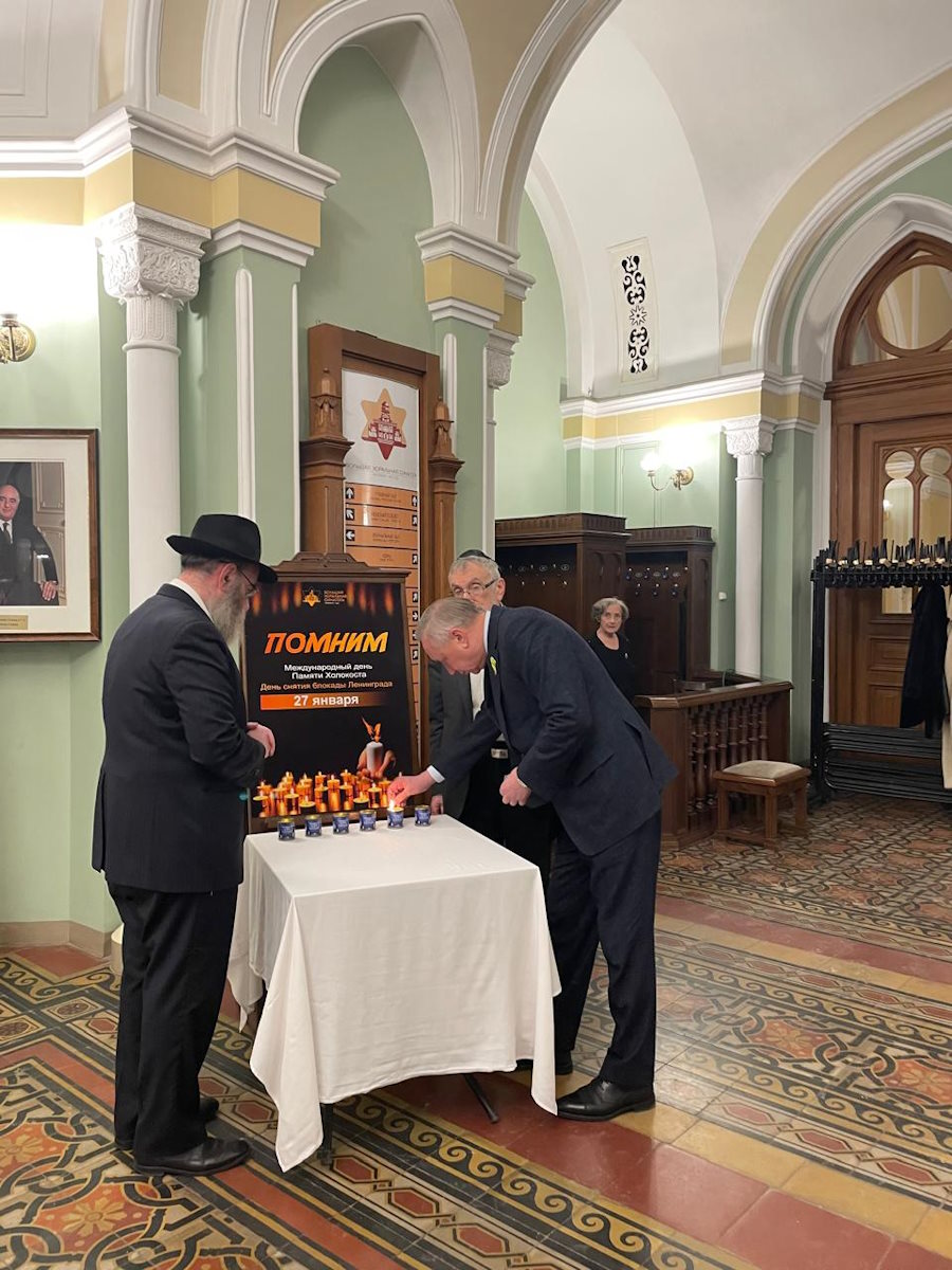 Губернатор СПб посетил Синагогу 27 января