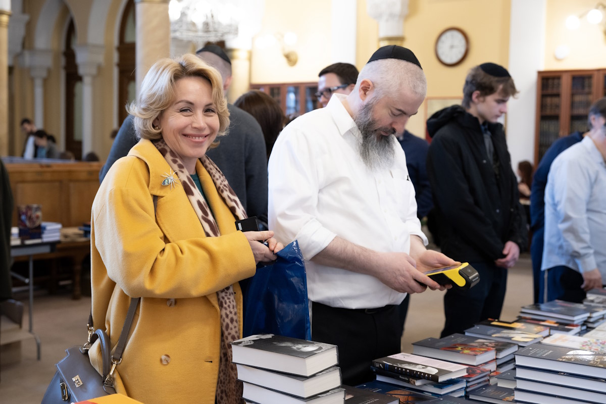 В Петербурге состоялся День еврейской книги 2026