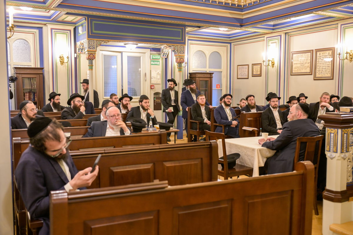 Конференция раввинов итоги подводит главный раввин Петербурга М. М. Певзнер